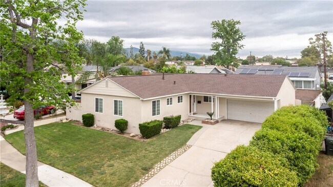 Photo - 2958 Gramercy St