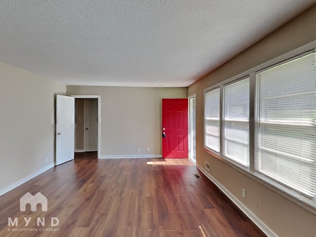 Photo - 624 Park Ave