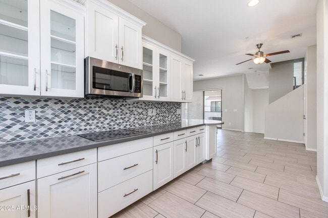 Photo - 17644 N 77th Pl