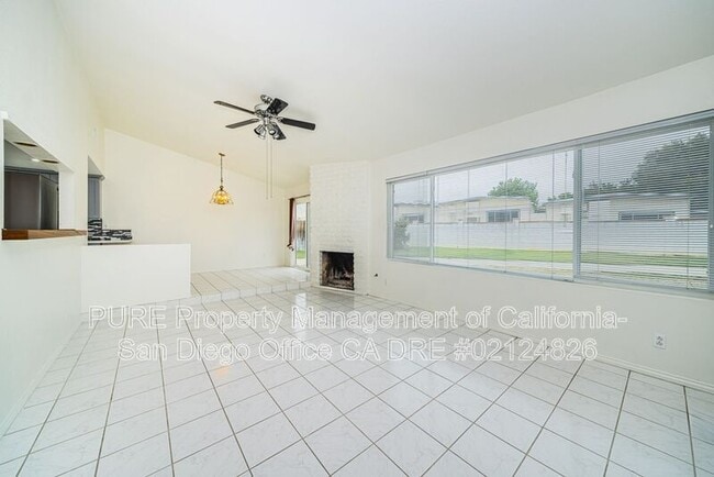 Photo - 2161 Taylor Pl