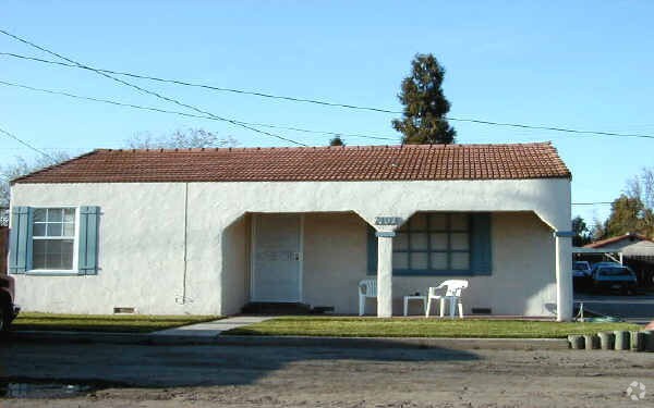 Photo - 7409-7413 Hughson Ave Apartments