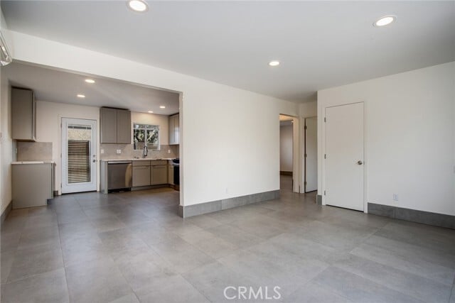 7412 Deer Trail Unidad 3