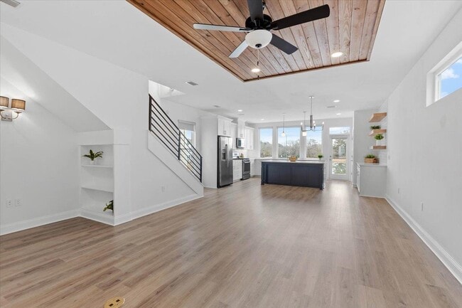 Photo - 459 Grand Oaks Rd