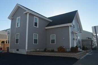 32 Roundy St Unit 1