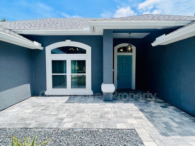 3352 Shelley Dr