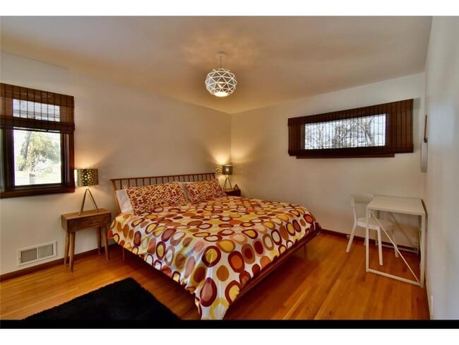 Photo - 239 Byrondale Ave