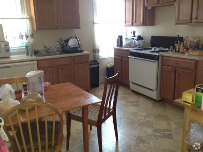 Building Photo - 799 Somerville Ave Unit 3 Rental