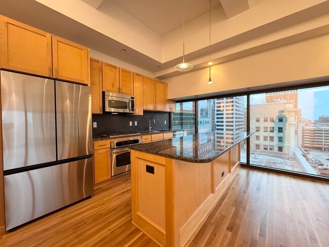 Building Photo - 1101 Walnut St Unit 903 Rental
