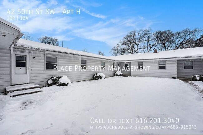 Photo - 42 50th St SW Unidad Apt H