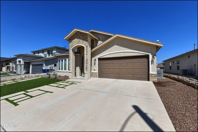 Photo - 221 Jennice Cir