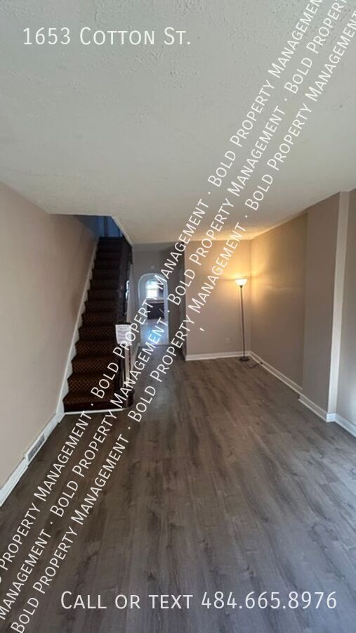 Photo - 1653 Cotton St