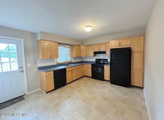 Photo - 501 Bismarck St