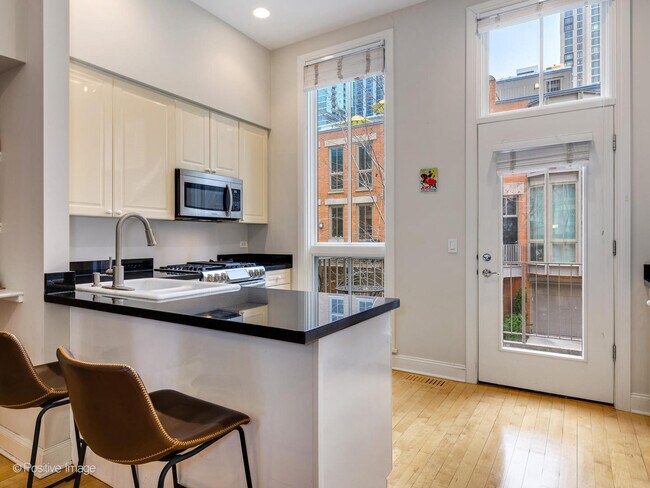 Photo - 444 E North Water St