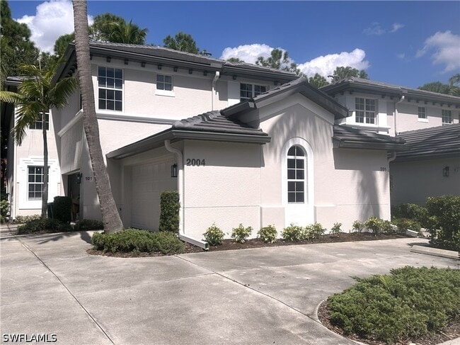 Building Photo - 2004 Tarpon Bay Dr N Unit 201
