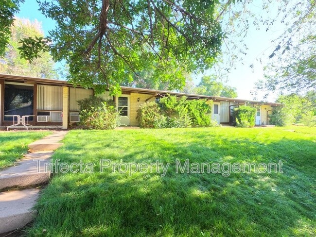 Building Photo - 608 Parker St