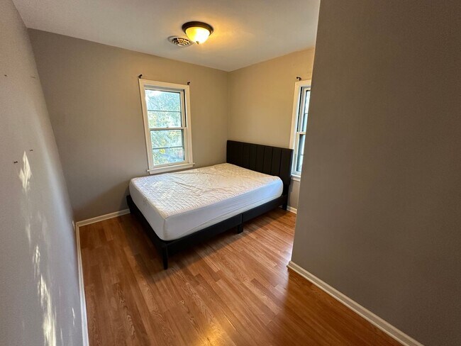 Photo - 1505-1505A S 3rd St. (Duplex) Unit 1505A - Upper