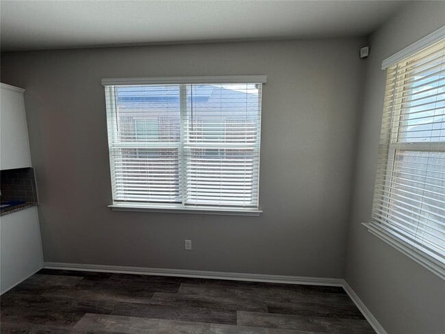 Photo - 225 Baum Dr