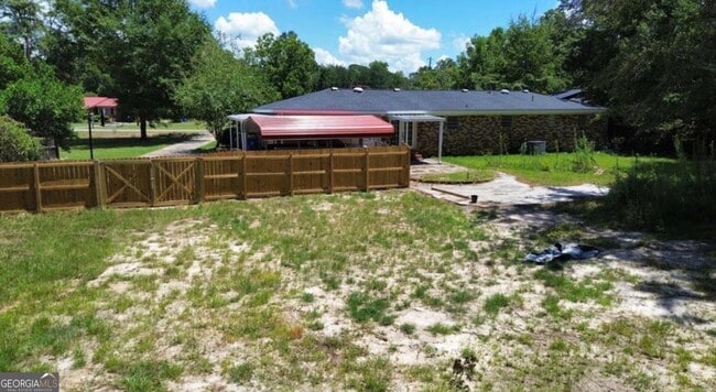 Photo - 108 Plum St