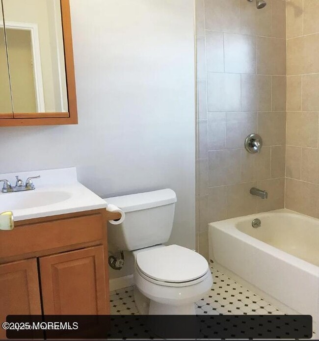 Photo - 321 Shore Dr Unidad 23