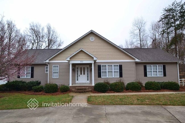 Building Photo - 650 Petree Rd Rental