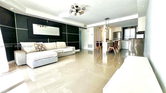 Photo - 1700 NW N River Dr Unit 404