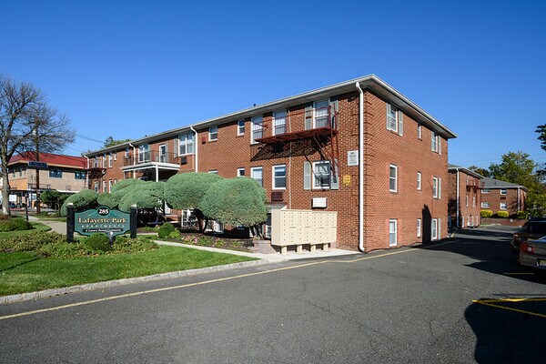 Lafayette Park Apartments