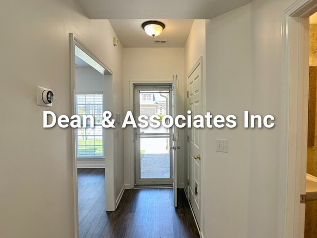 Photo - 463 Reach Dr