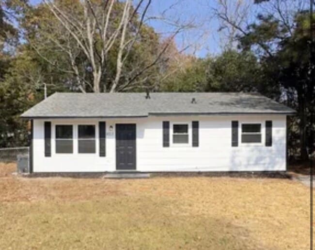 Building Photo - 803 Crestwood Terrace