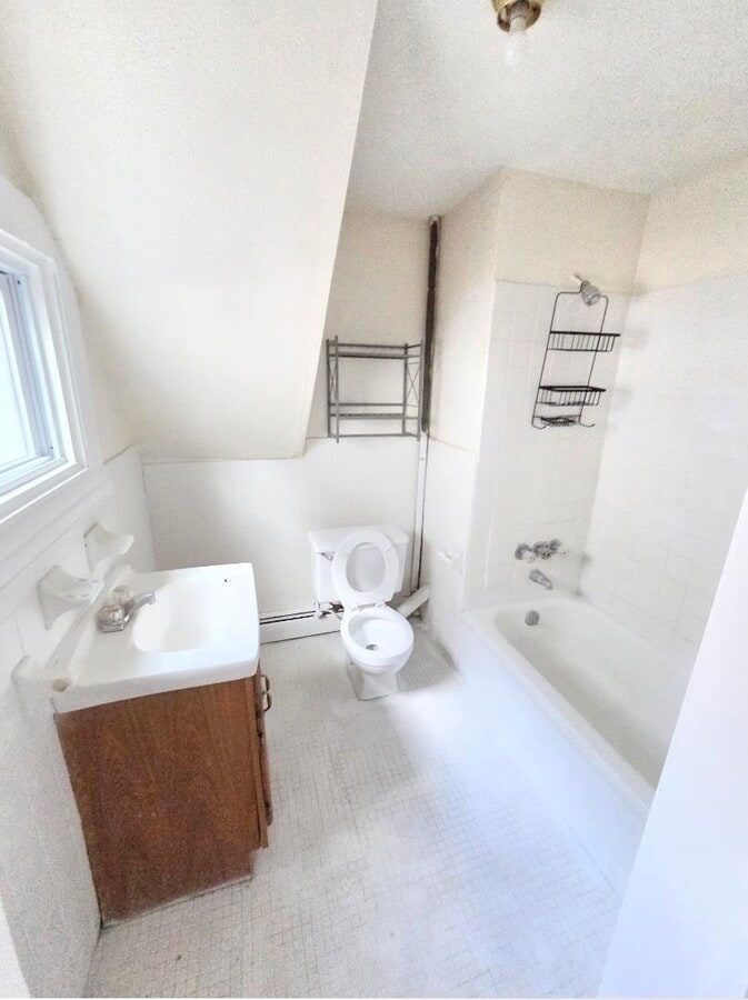 Photo - 17 Halstead St Unit 1R