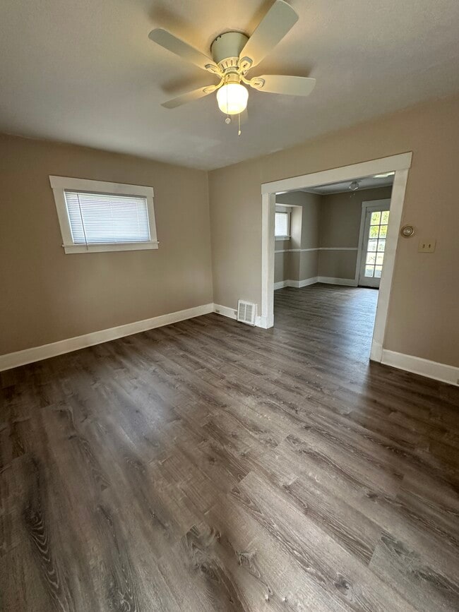 Photo - 163 Rhoda Ave