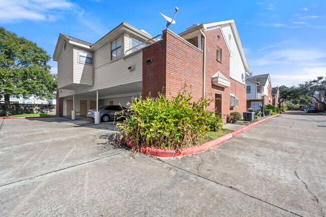 Photo - 1103 Dulles Ave Unit 202