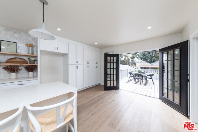 Photo - 3766 Valleybrink Rd