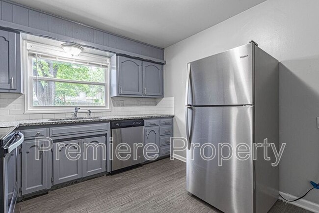 Photo - 8812 E 86 St
