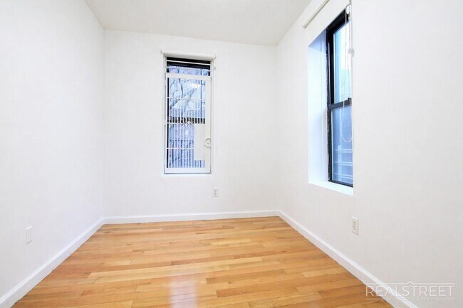 Photo - Newly Renovated Spacious 2BR in Heart of Park Slope Unit 1