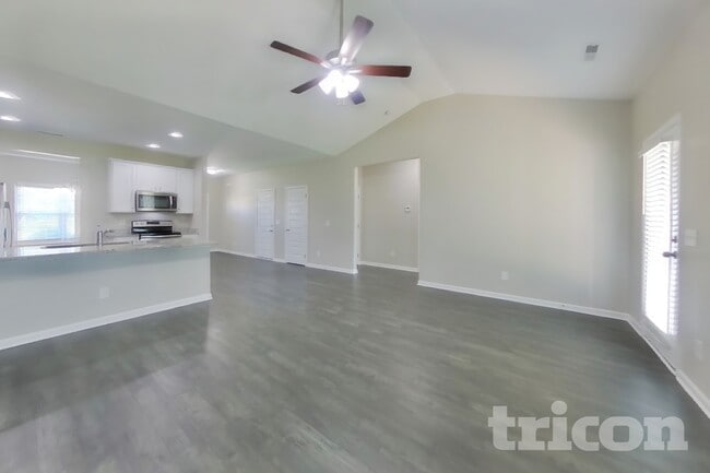 Photo - 1016 Cyril Dr
