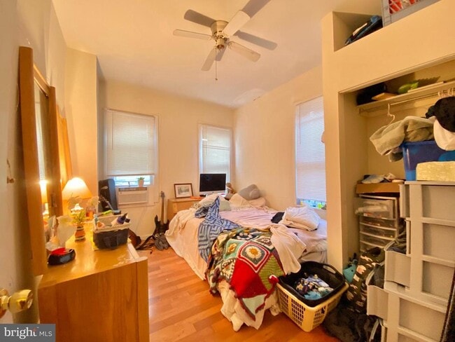 Photo - 1518 Page St