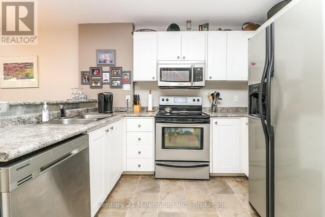 Photo - 55 Trott Blvd