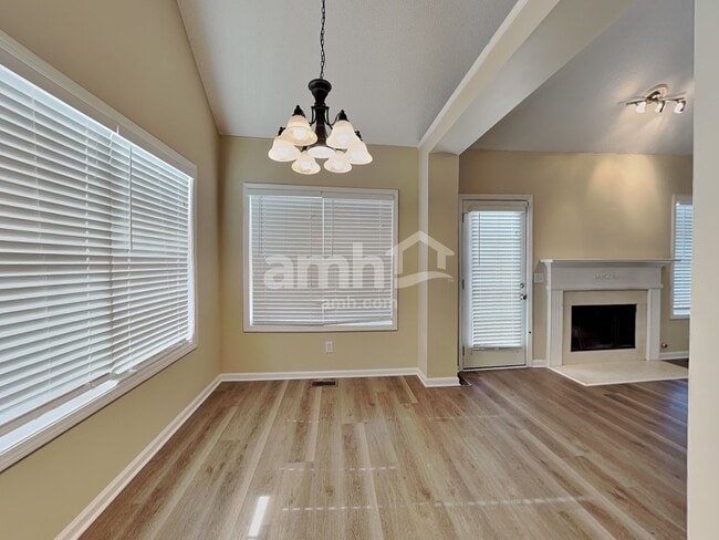 Photo - 197 Moreland Cir