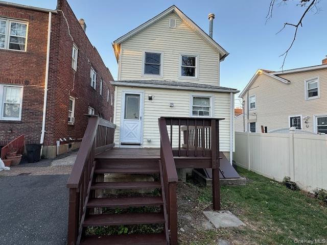Building Photo - 44 1/2 Avenue A Unit Rear