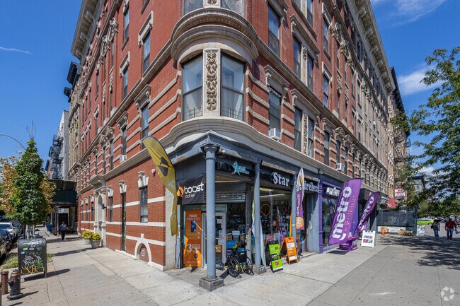 Photo - The Savoy West