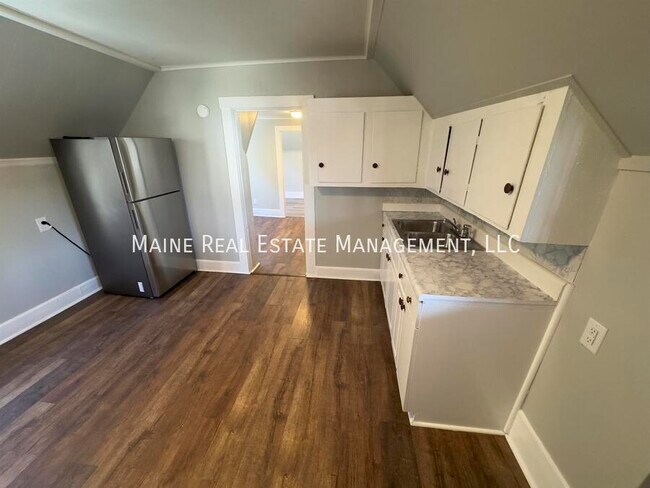 Photo - 51 Bosworth St Unit 4