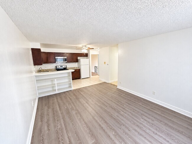 6087 Wadsworth Blvd Unit 201