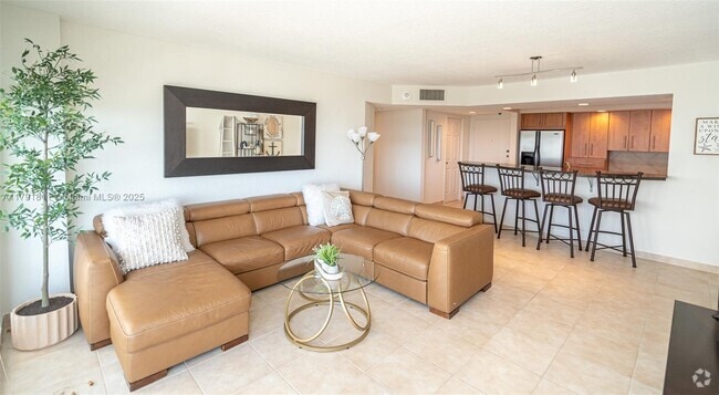 Building Photo - 111 N Pompano Beach Blvd Unit 706 Rental