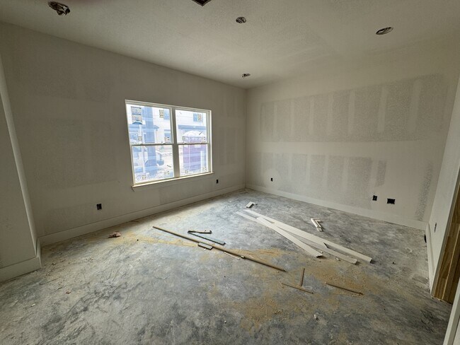Photo - 215B Richards St