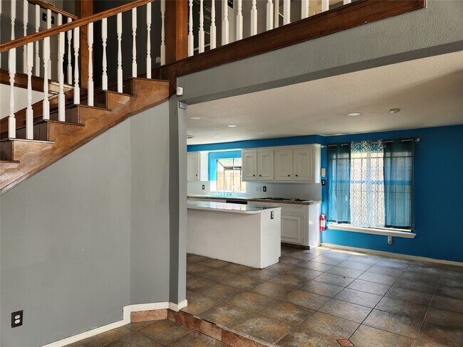 Photo - 5903 Green Falls Dr