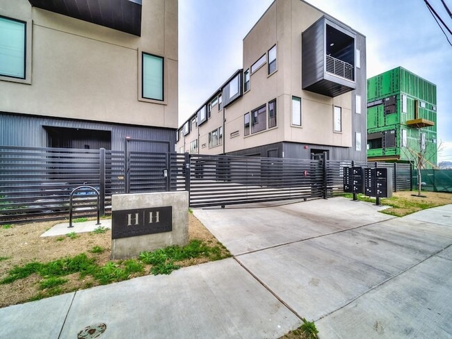 Photo - 2916 Hawthorne Ave Unidad 102