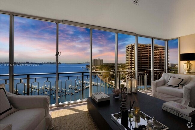 Building Photo - 11111 Biscayne Blvd Unit 14G Rental