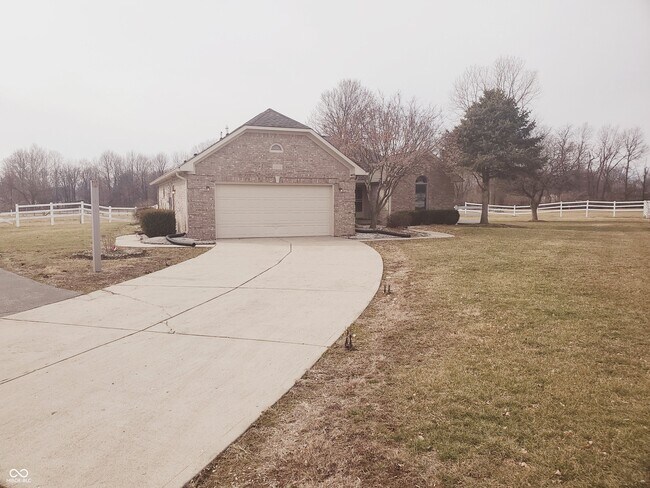 Photo - 5025 W Edwards Ave