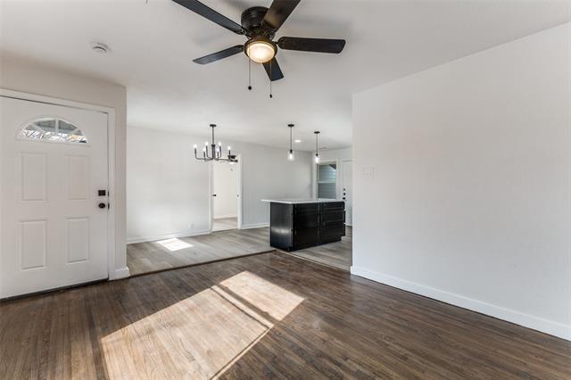 Photo - 2723 Gus Thomasson Rd