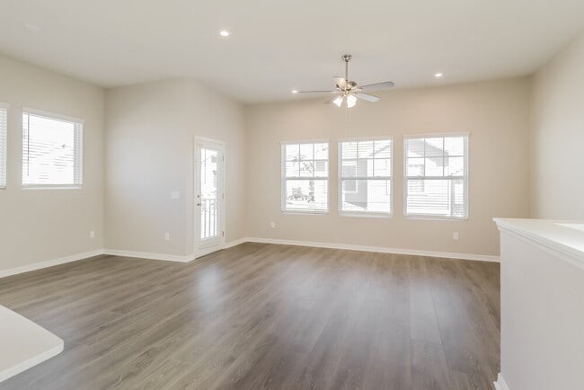 Photo - 4618 Socrates Wy